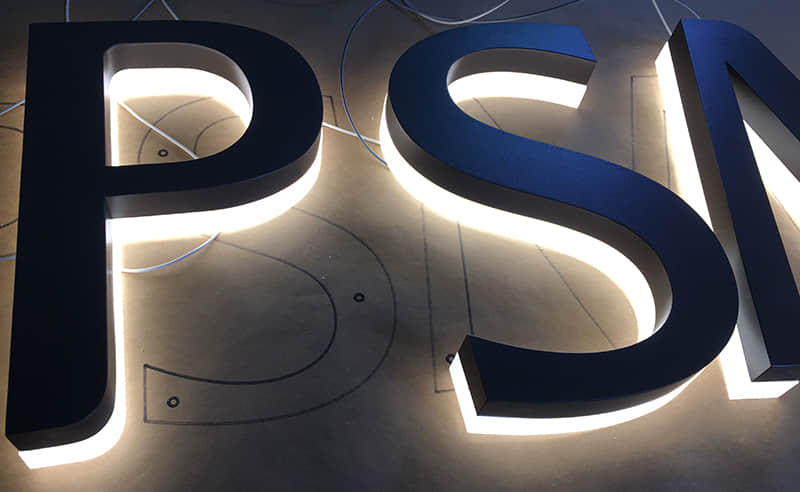 不锈钢背发光字