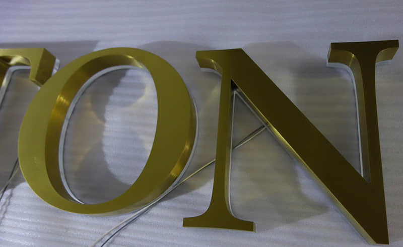 电镀不锈钢背发光字